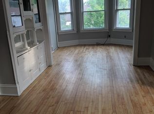 6314 W Mitchell St, Milwaukee, WI 53214