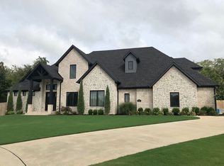 712 Gleneagle Cir, Cave Springs, AR 72718