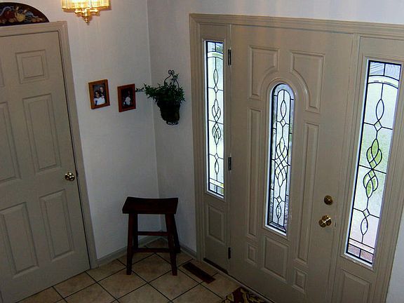 4th image of 7901 Sequoia Dr