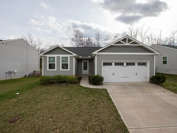 105 Wooded Ridge Dr, Amelia, OH 45102