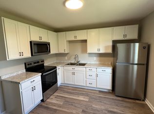 3722 Pelletier Town Rd #1, La Grange, NC 28551