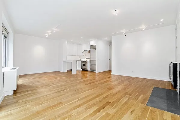 Rented by REAL New York | media 9