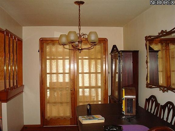 5th image of 9997 Gabriella Dr