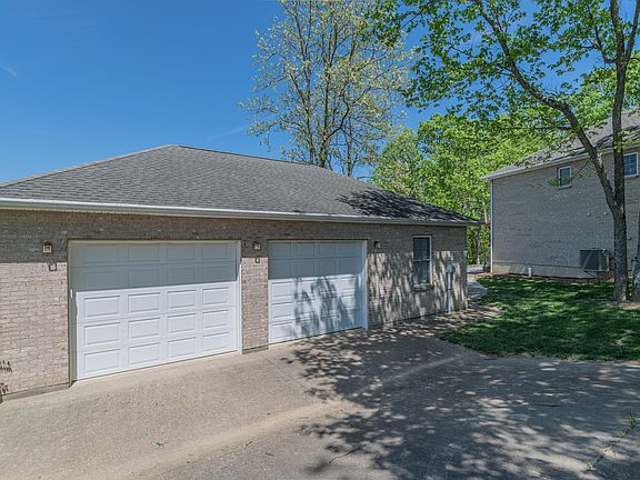 2nd image of 125 Seneca Trl
