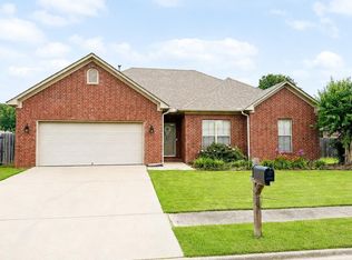 4 Wallace Way, Vilonia, AR 72173