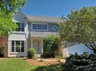 563 Meadowview Dr, Wauconda, IL 60084