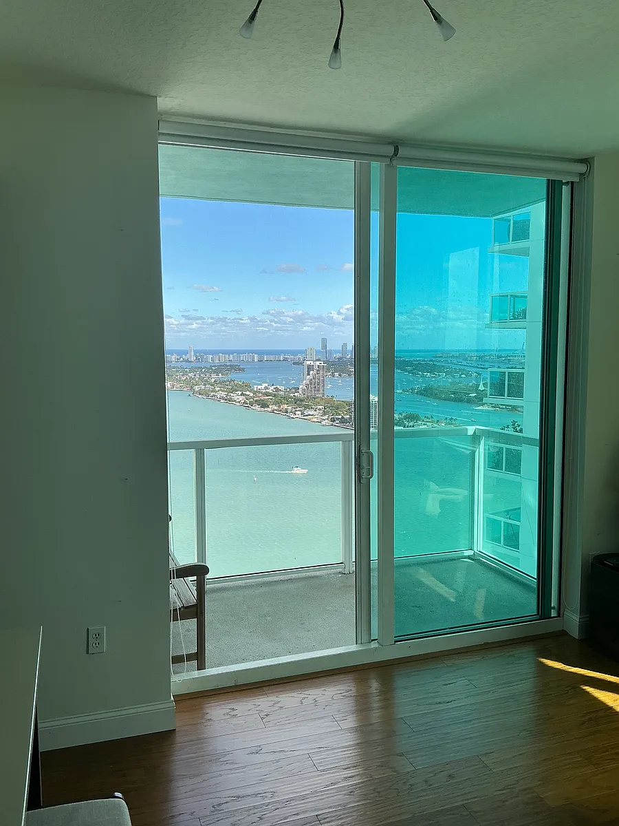 Beautiful eastern views; you can see all of South Beach, and over the beach into the Atlantic Ocean! You can also see the cruise ships leaving through the channel to the south - 1900 N Bayshore Dr #3503