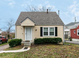108 Staebler Ave, Saint Matthews, KY