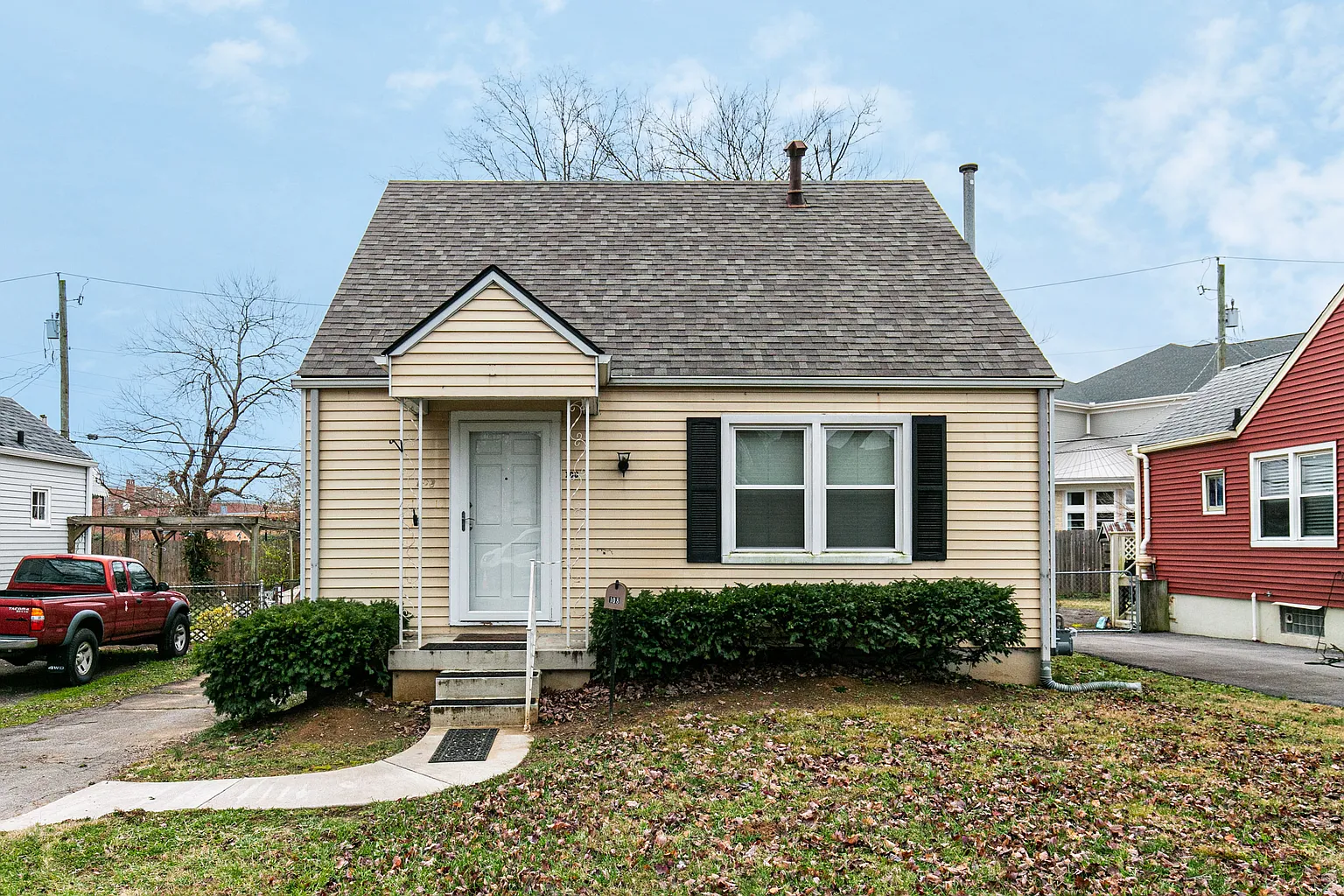 108 Staebler Ave photo 1