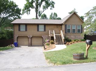 2306 Holly Hill Rd, Soddy Daisy, TN 37379