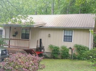 4955 Ledford Rd, Cosby, TN 37722