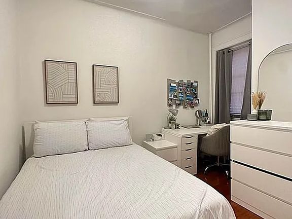 3rd image of 231 Lexington Ave APT 4B