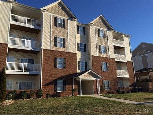 1st image of 102 Capstone Dr Unit 105