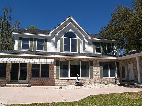 2nd image of 4460 Surrey Ln