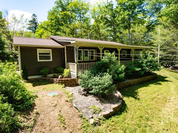 642 High Landing Rd, Lunenburg, NS B0R 1A0