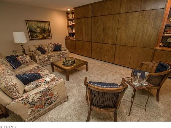 4th image of 9634 Plum Brook Ln