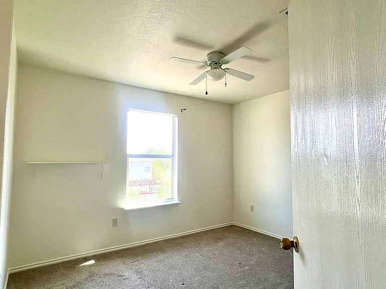 9818 Copper Rose — Photo 15