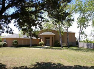 160 River Ridge Dr, Waco, TX 76705