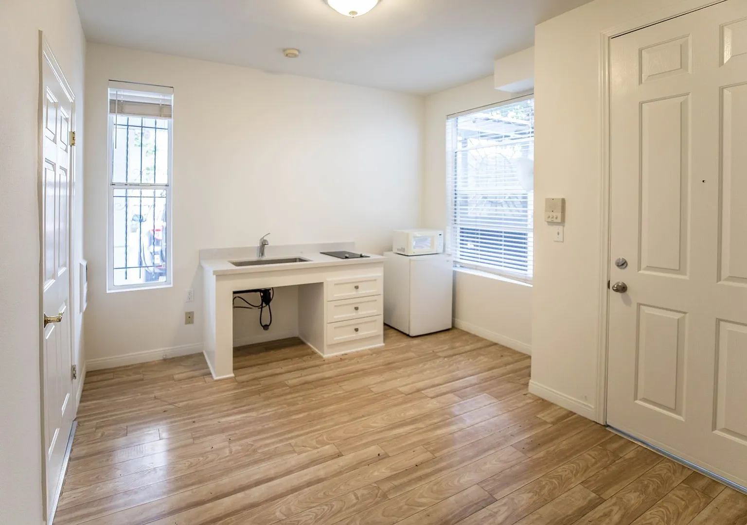 1117 3rd St. — Photo 3