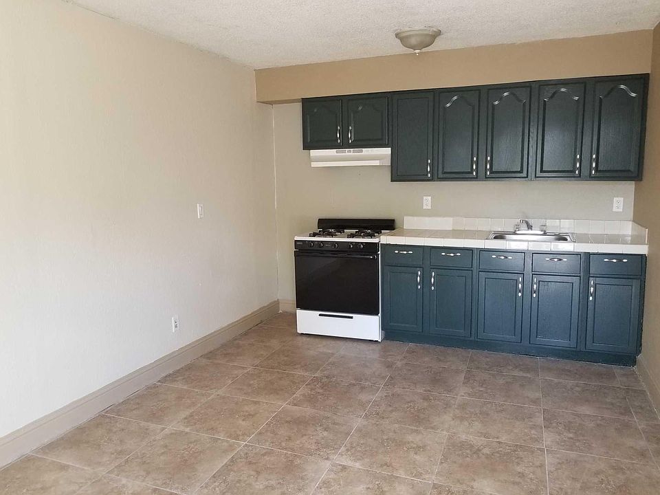 2nd image of 2127 Park Way