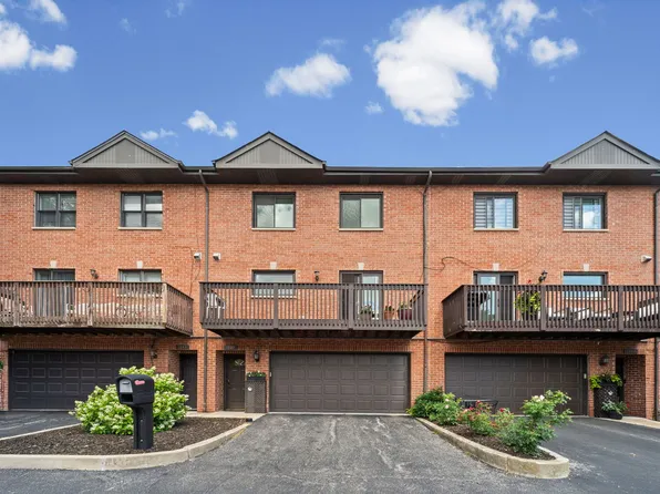 1339 E Central Rd, Arlington Heights, IL 60005