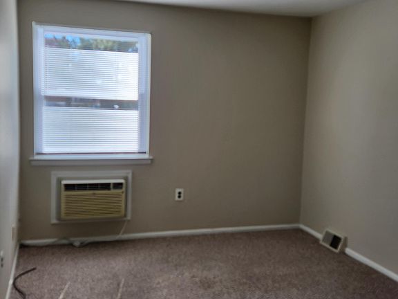 2nd image of 9887 Frankford Ave #1