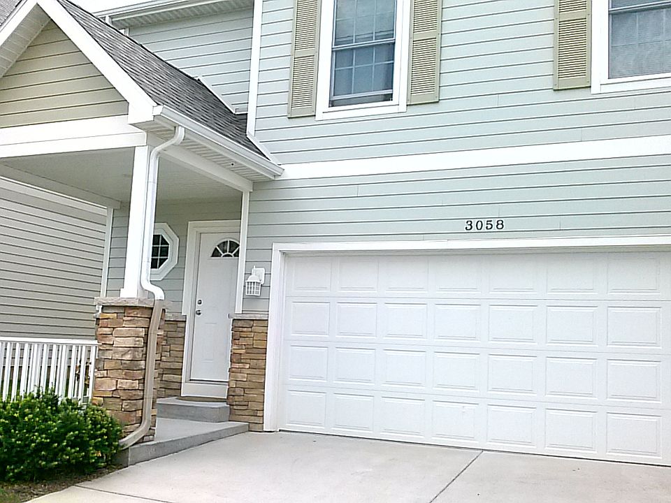 1st image of 3058 Ledgestone Pl NE
