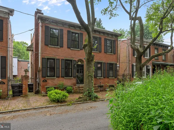 925 Lovering Ave, Wilmington, DE 19806