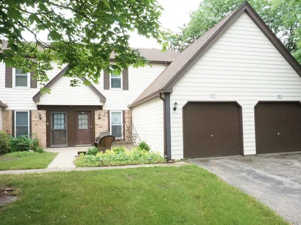 2617 Oakshire Ct, Aurora, IL 60502