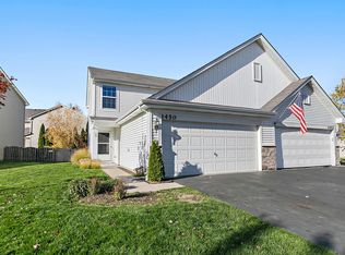 1450 Carlisle Ln, Hampshire, IL 60140