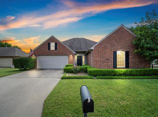 413 N Forest Ridge Blvd, Broken Arrow, OK 74014