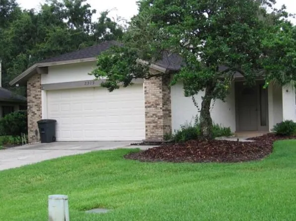 2309 S Walden Pl, Plant City, FL 33566