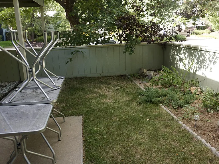 1114 Centaur Cir #A — Photo 2