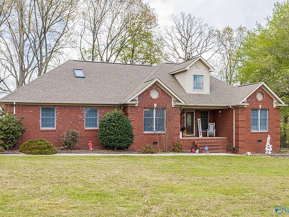 3rd image of 61 Eastridge Rd