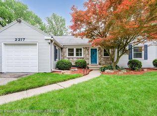 2217 Delta River Dr, Lansing, MI 48906
