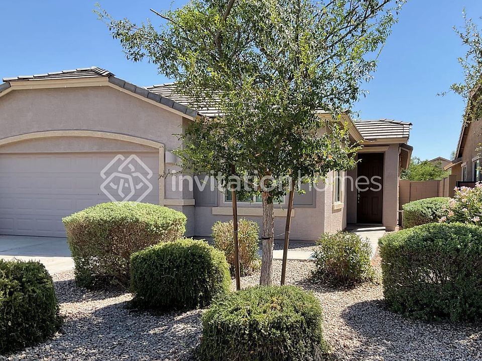 1st image of 3427 E Cowboy Cove Trl
