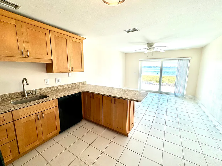 2565 Gary Cir — Photo 6