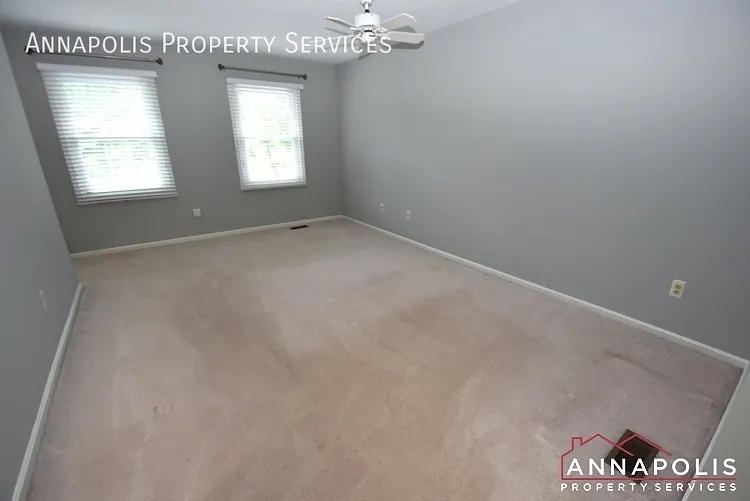 1915 Ridgewood Rd — Photo 15