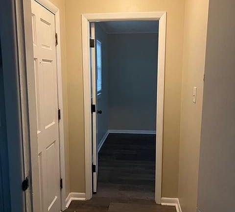 4th image of 709 Prince Ave