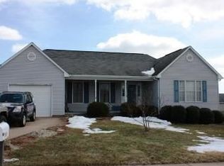 11689 Battle Ridge Dr, Remington, VA 22734