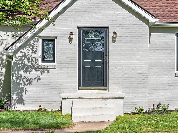 4th image of 106 Circle Hill Dr