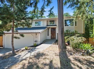 10122 50th Pl W, Mukilteo, WA 98275