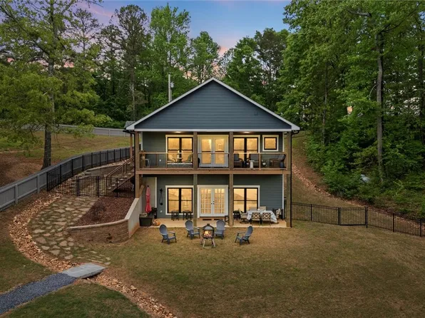202 Red Barn Rd, Wedowee, AL 36278