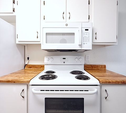 3rd image of 3909 Clear Acre Ln APT 35