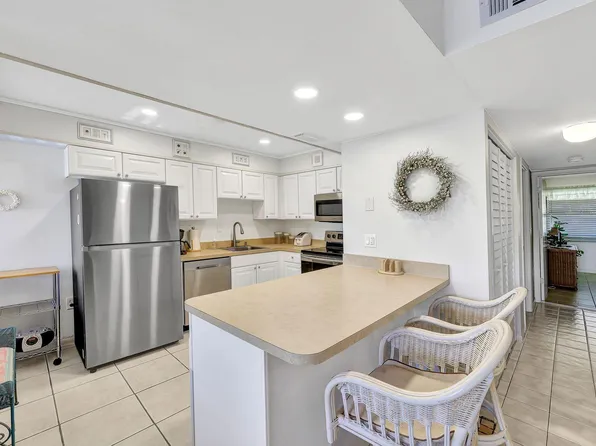 1510 Mainsail Dr Unit 3, Naples, FL 34114