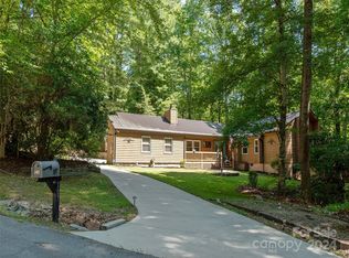 107 Finley Brook Way, HENDERSONVILLE, NC 28739