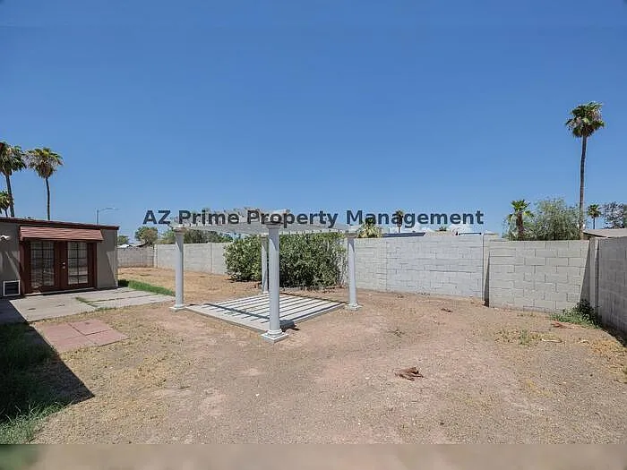 1634 W Sack Dr — Photo 25
