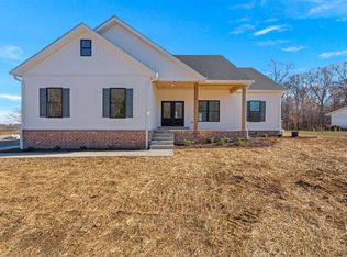 6118 Smiths Grove Rd, Scottsville, KY 42164