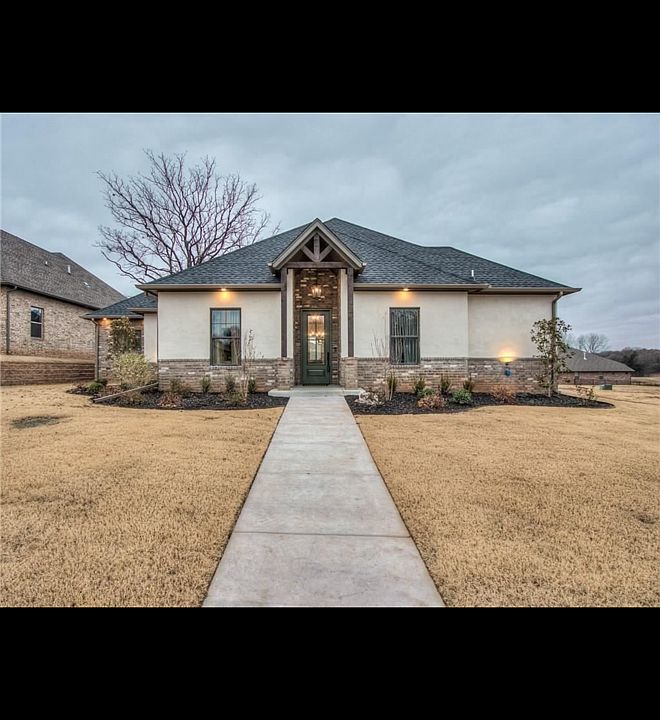 1st image of 4116 Carmina Dr