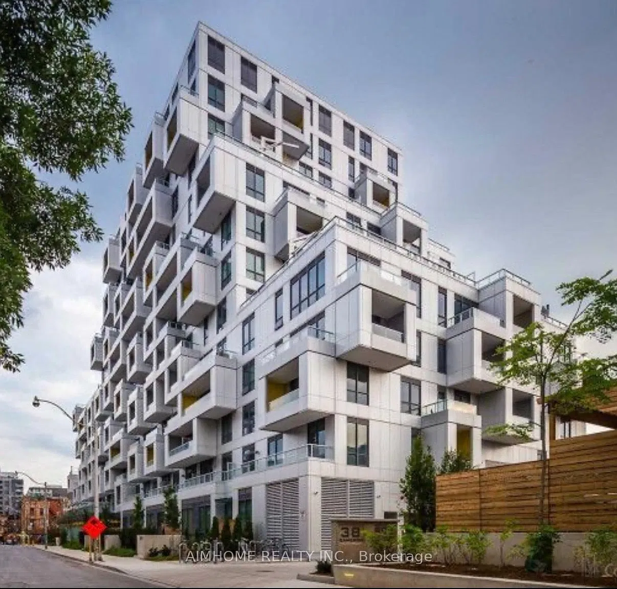 1 bed, $2,350 — Photo 1